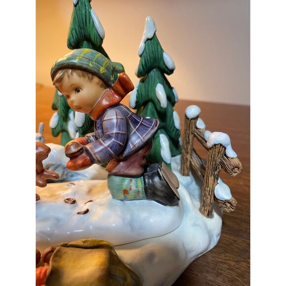 Goebel Hummelscapes Collection “Autumn Frolic” 1998 Figurine. Read Details - Picture 3 of 10